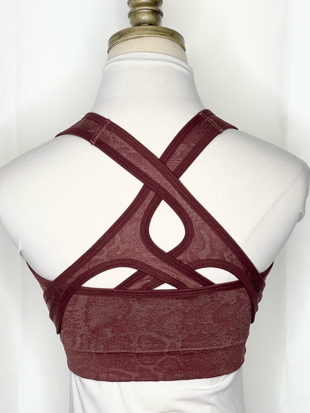 ❗️NWOT❗️GYMSHARK ADAPT CAMO SEAMLESS SPORTS BRA MOCHA MAUVE STONE PINK SIZE M